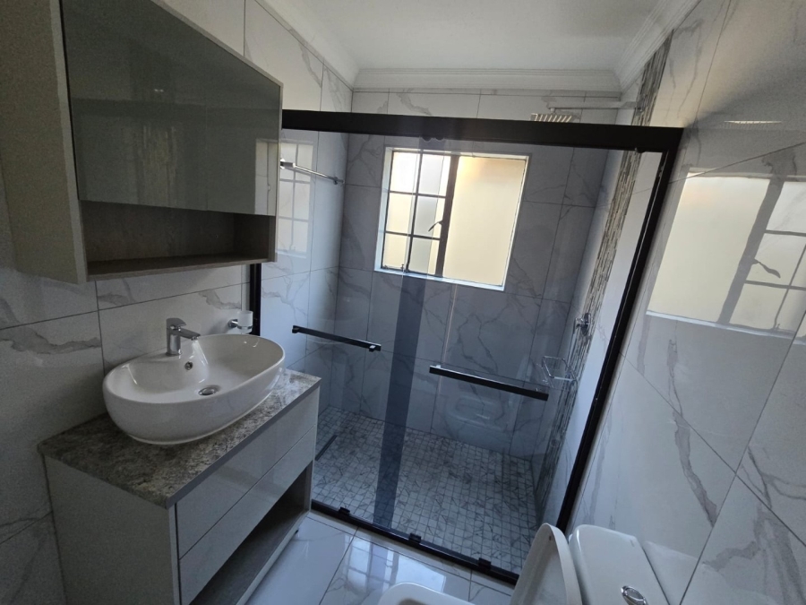 To Let 3 Bedroom Property for Rent in Cashan North West